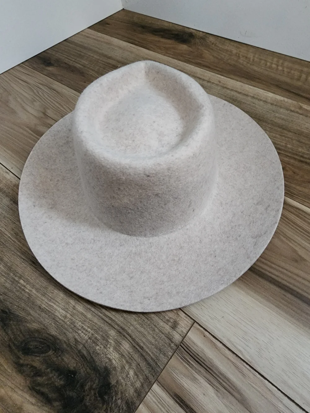 Neutral Felt Wide-Brim Hat